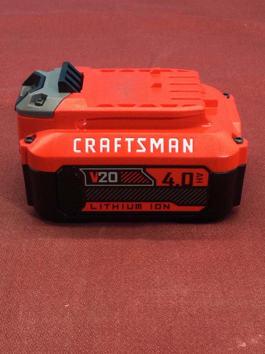 Craftsman 20V Battery CMCB204 photo 2