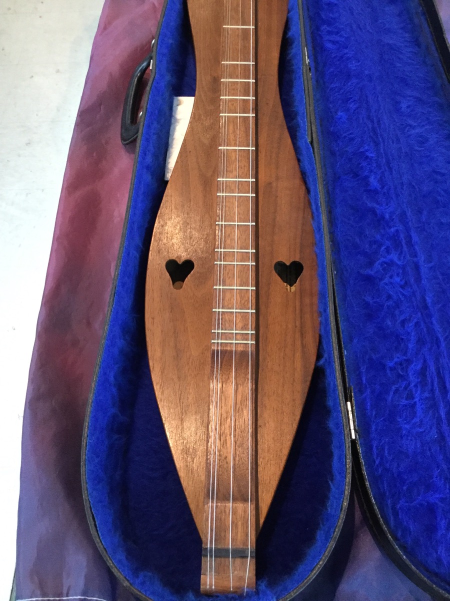 MC Spadden Dulcimer photo 6