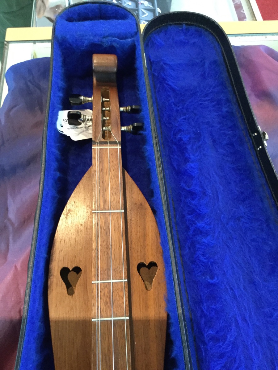 MC Spadden Dulcimer photo 5