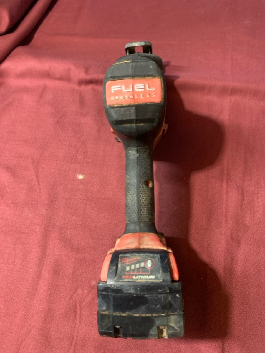 Milwaukee Recip Saw Model 2719-20 with Battery Used photo 3