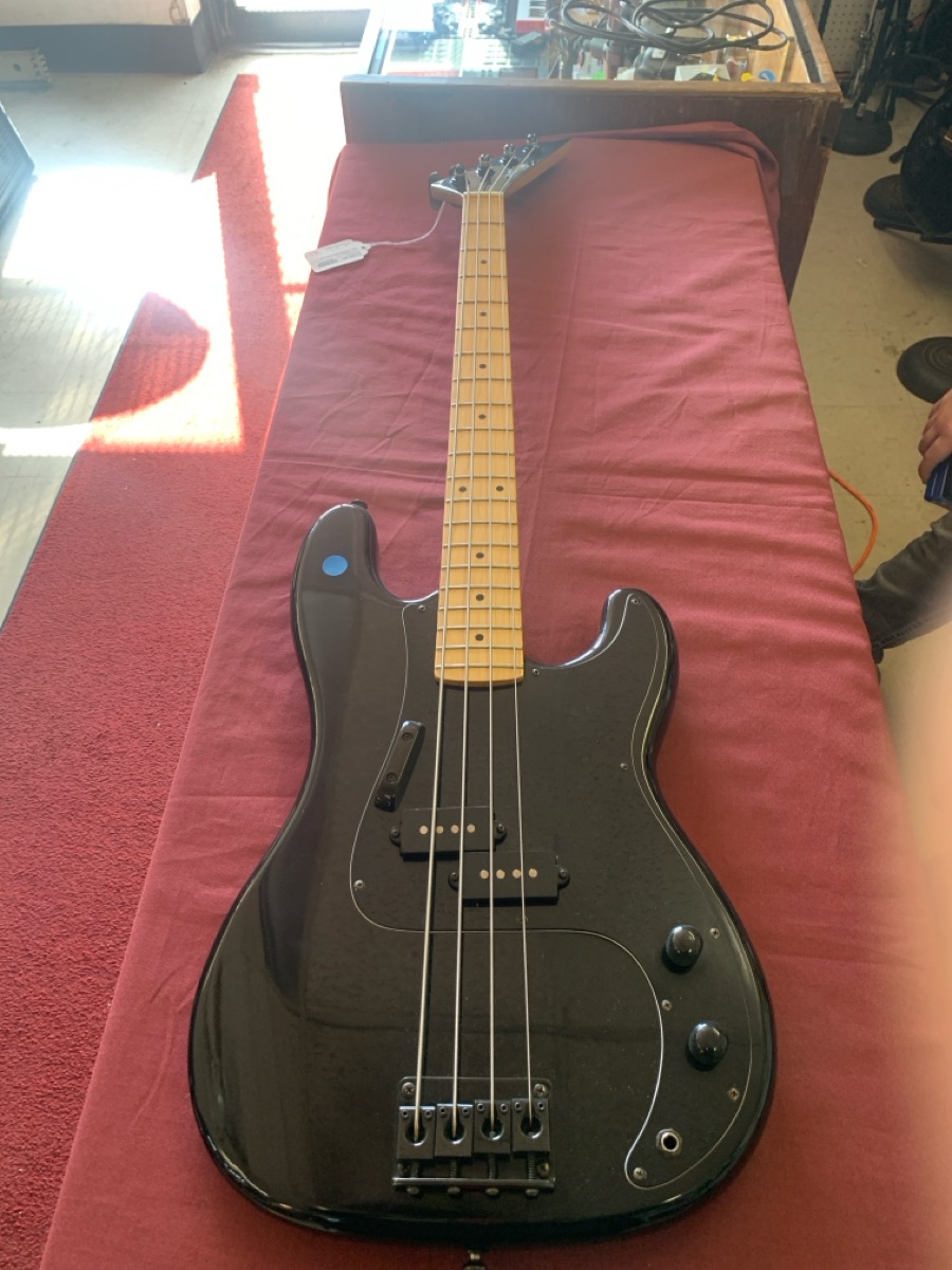 Phantom Guitar photo 2