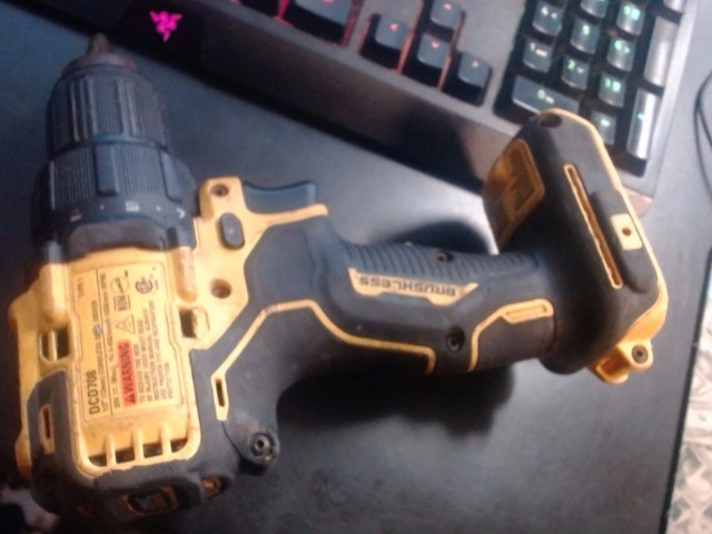 DeWalt 20V Cordless Drill DCD708 Used