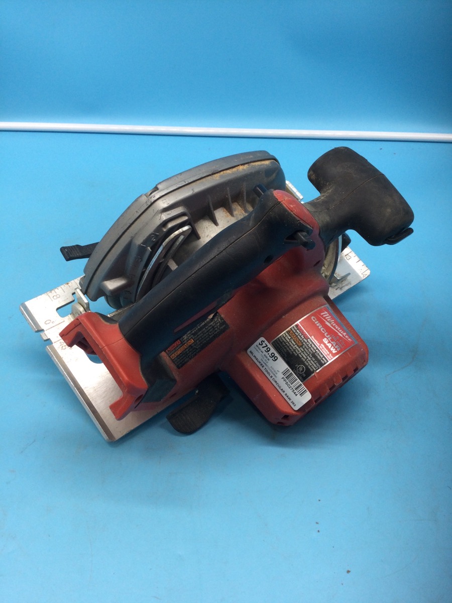 Milwaukee Tools 2630-20 Circular Saw 263 photo 2