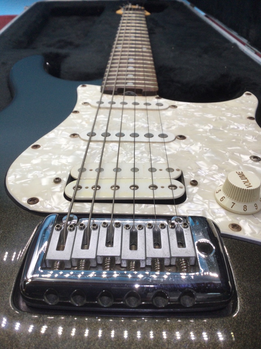 Guitar Peavey Predator Plus photo 2