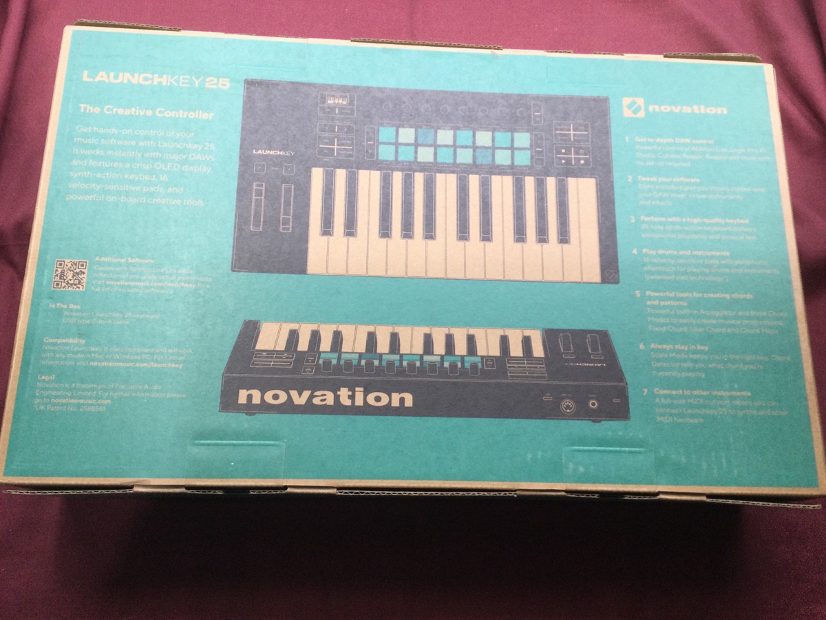 Keyboard Novation Launchkey 25 photo 2