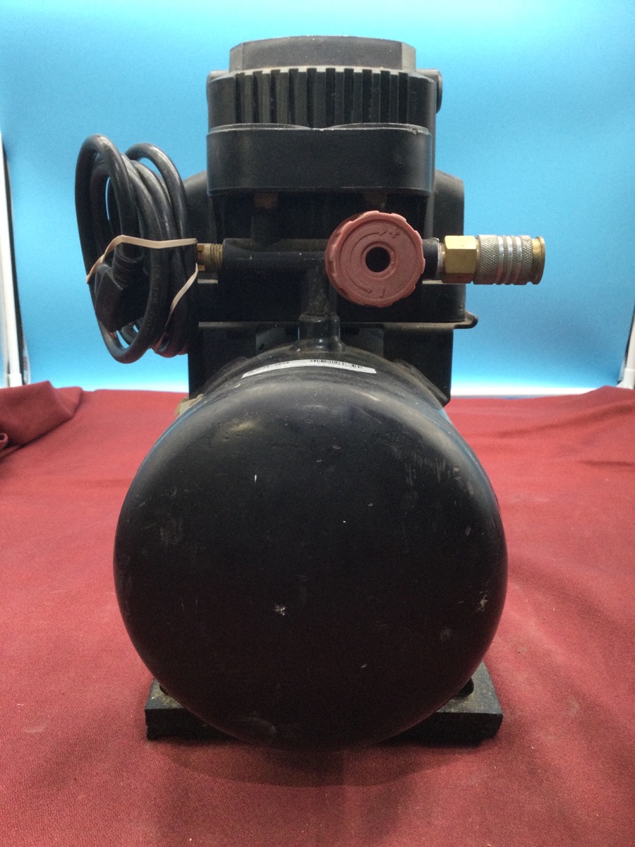 Compressor Husky Model 0100211A photo 2
