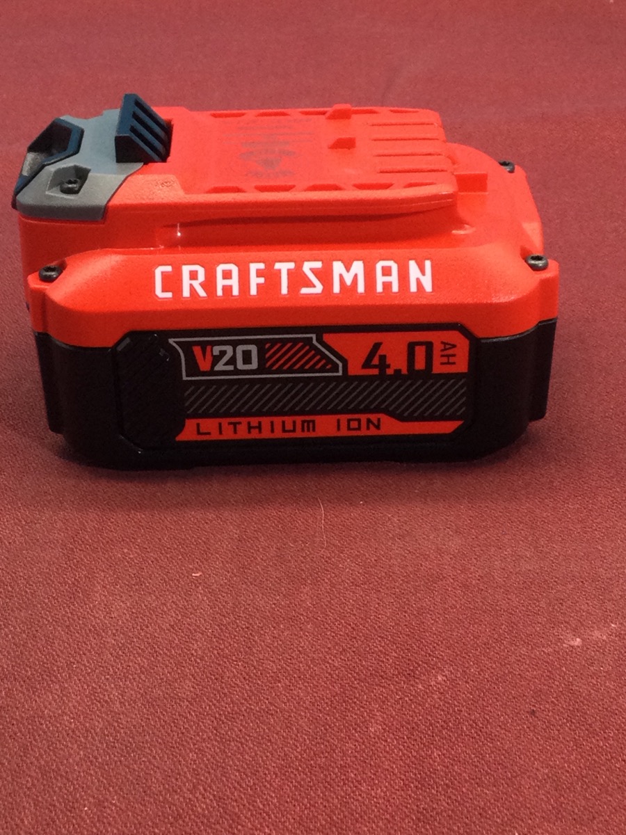 Craftsman 20V Battery CMCB204 photo 2