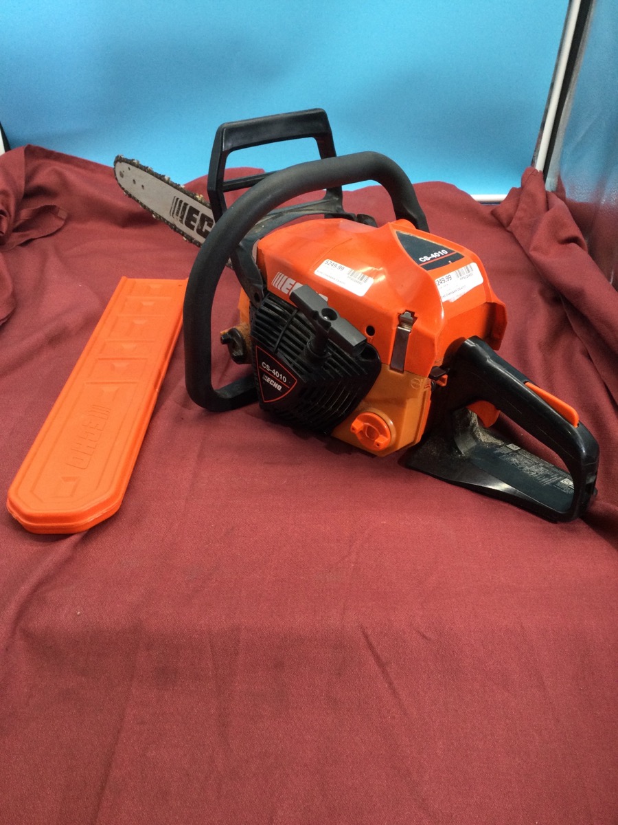 Chainsaw Echo 18" Model CS-4010
