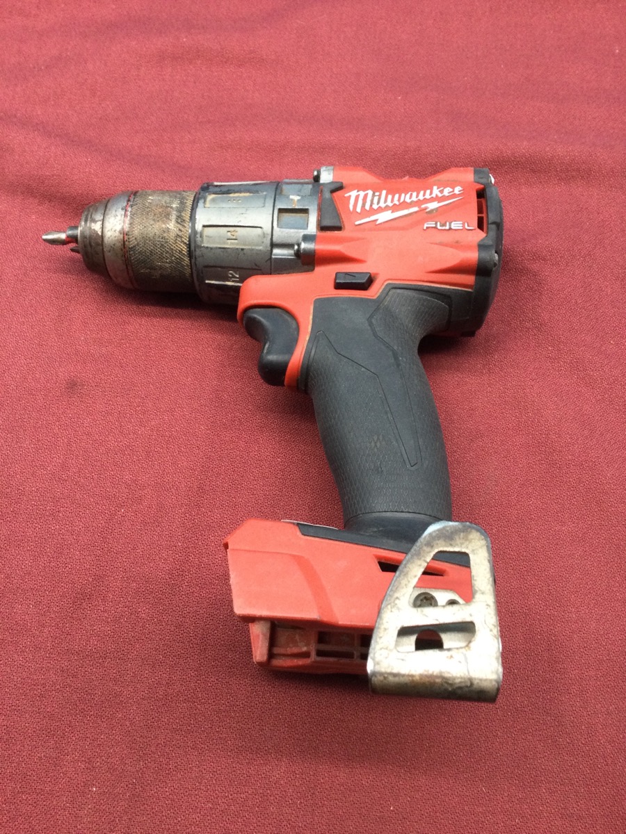 Milwaukee Drill M18 with Battery & Chr photo 2
